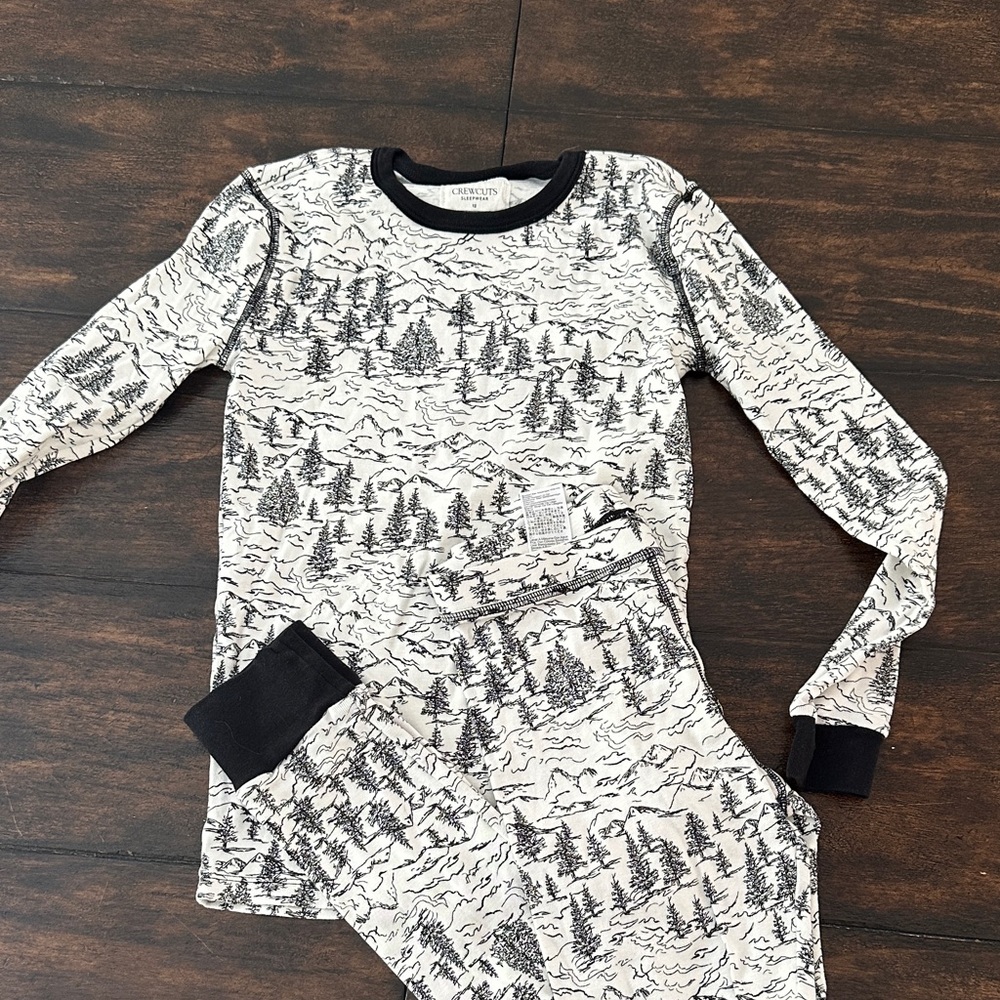 Kids Crewcuts long sleeve thermal pajamas